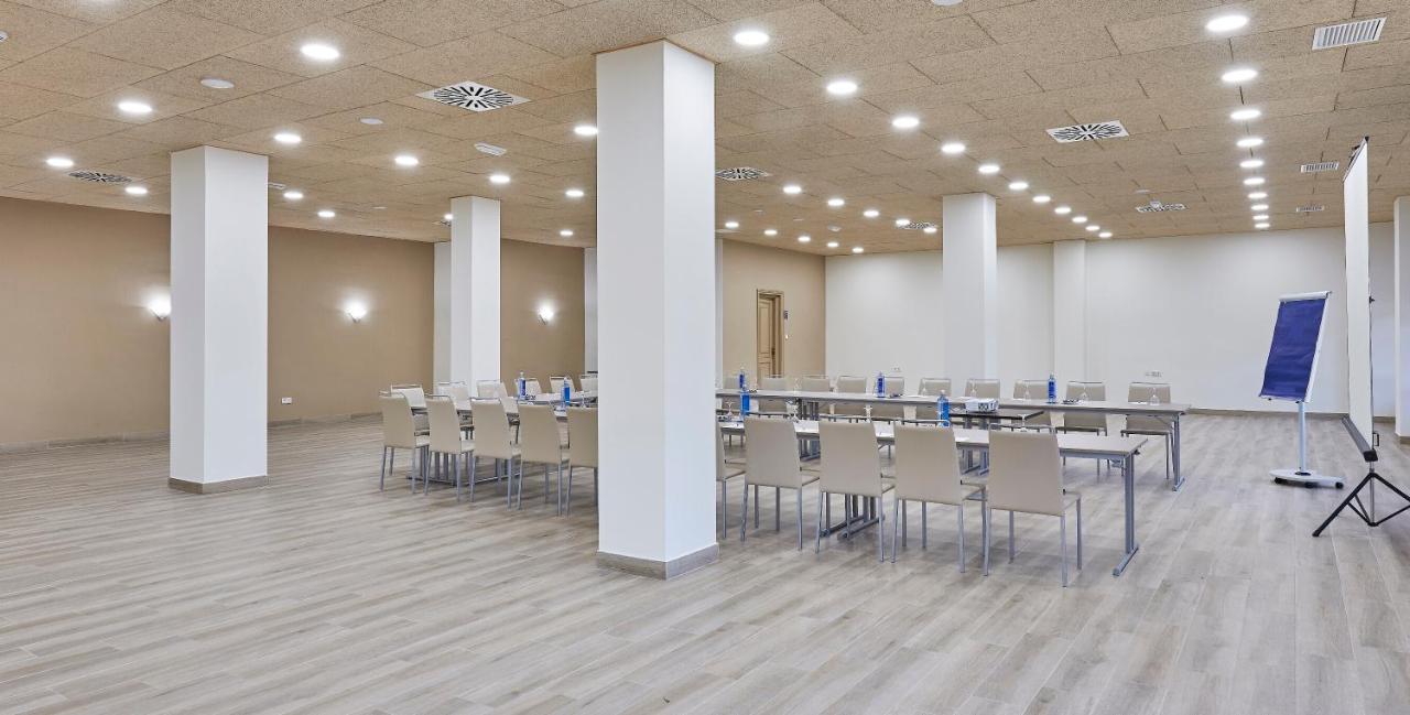 Hesperia Cordoba Hotell Exteriör bild