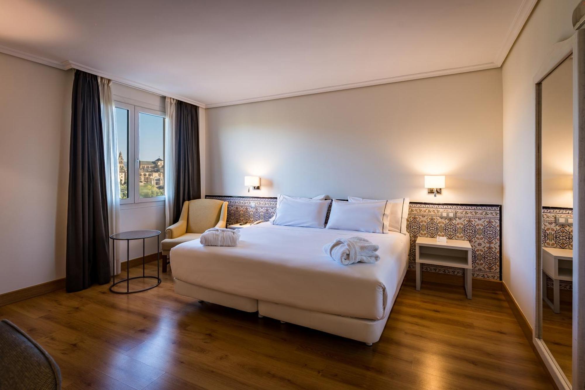 Hesperia Cordoba Hotell Exteriör bild