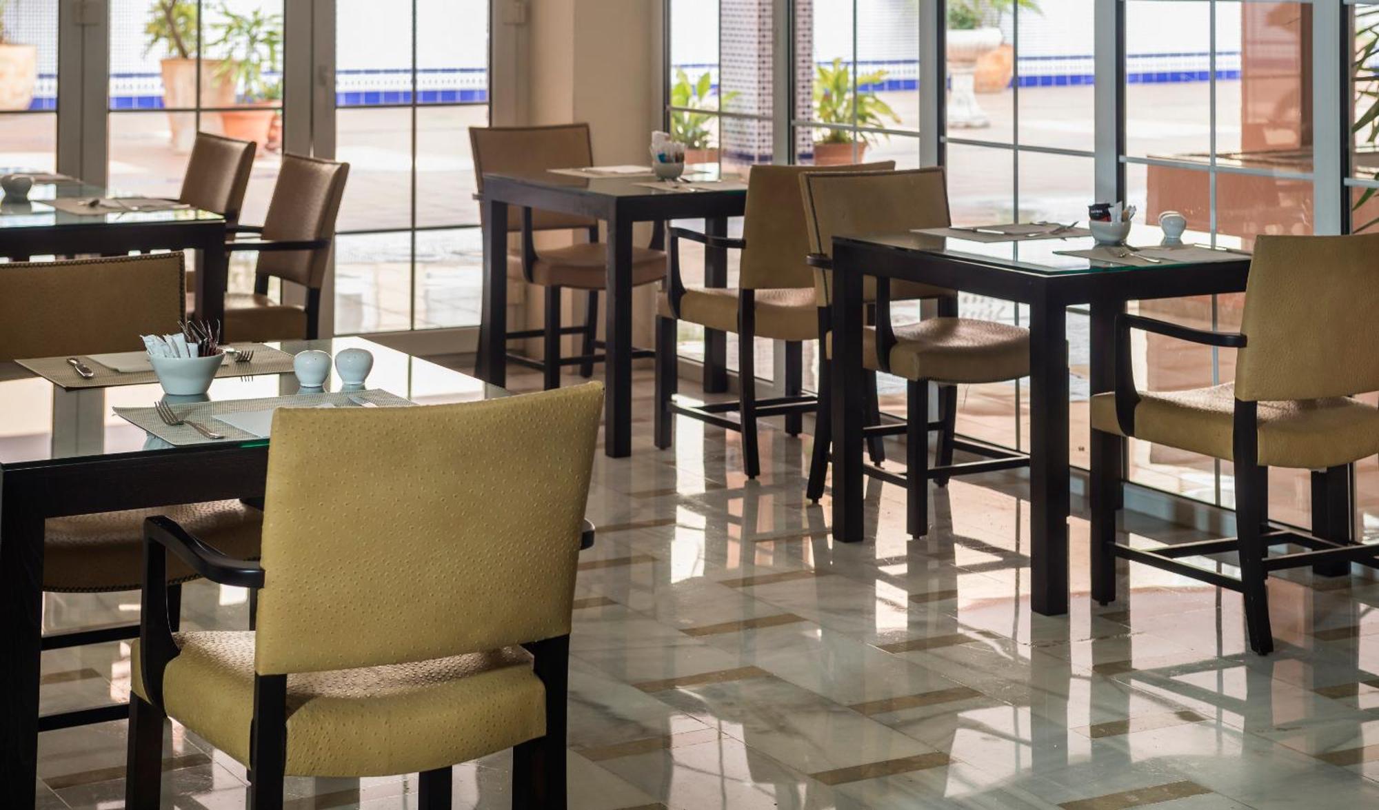 Hesperia Cordoba Hotell Exteriör bild
